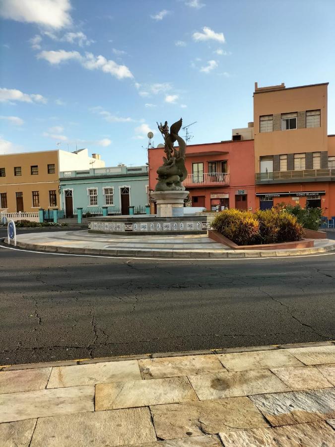 Centro Y Servicios Тасакорте Экстерьер фото